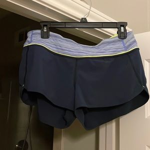 Lulu Lemon Speed Up Shorts 2.5